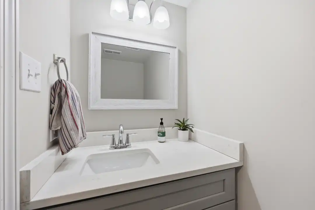 8001 Regent Park Ln unit 1 - View 5