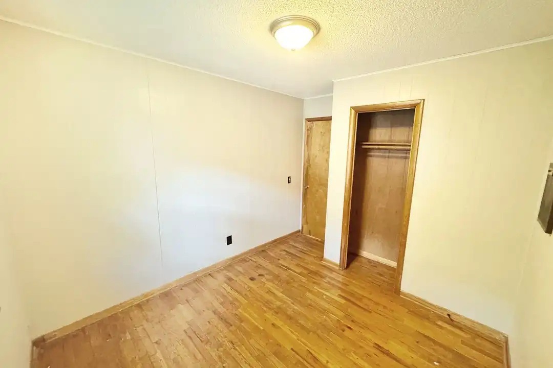 420 Jackson St unit A - More