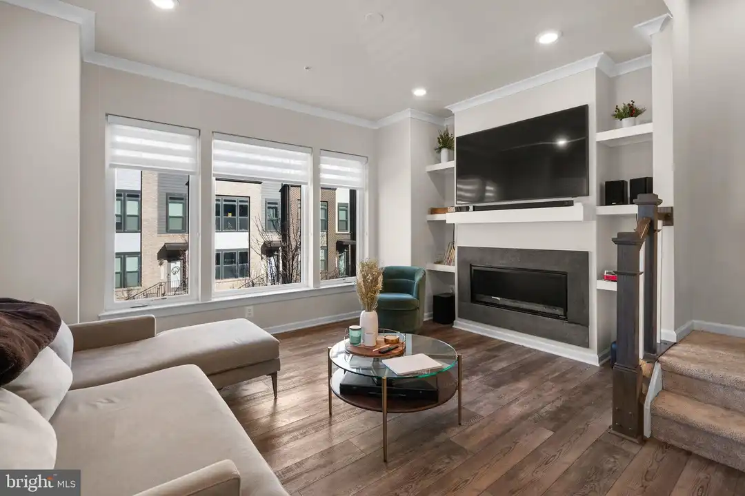 Apartment in Derwood - View 4