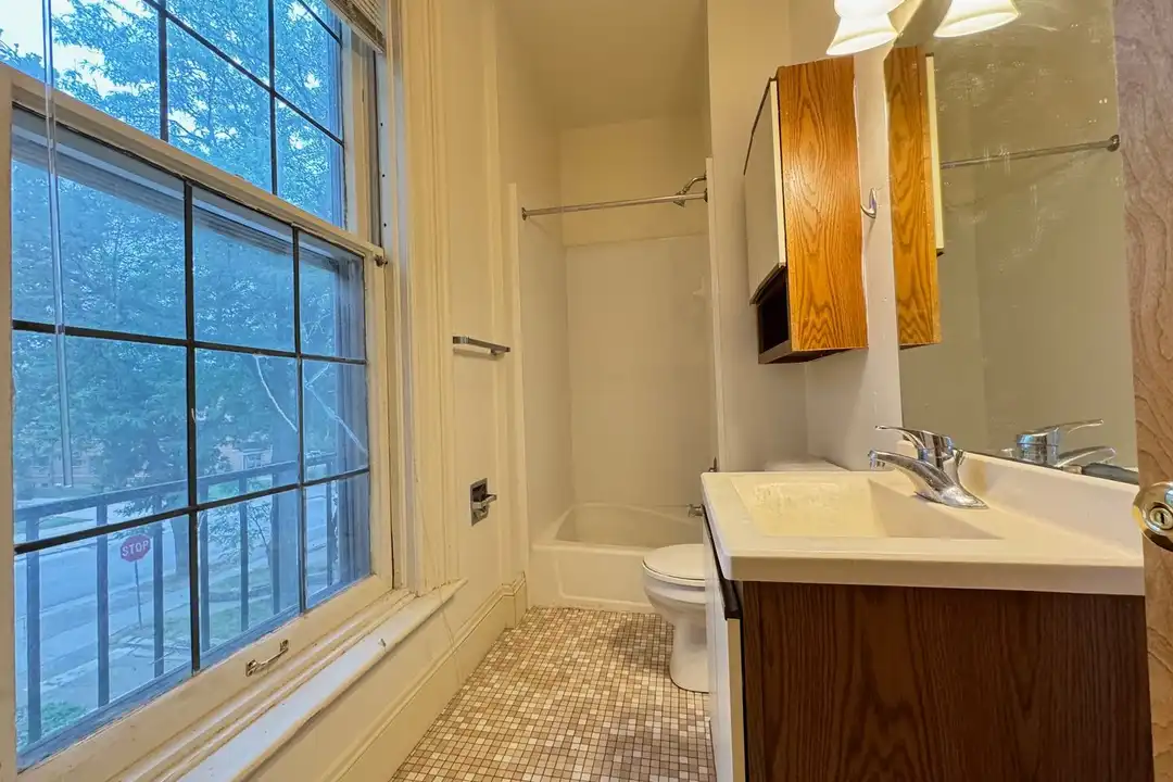 234 Langdon St - View 6