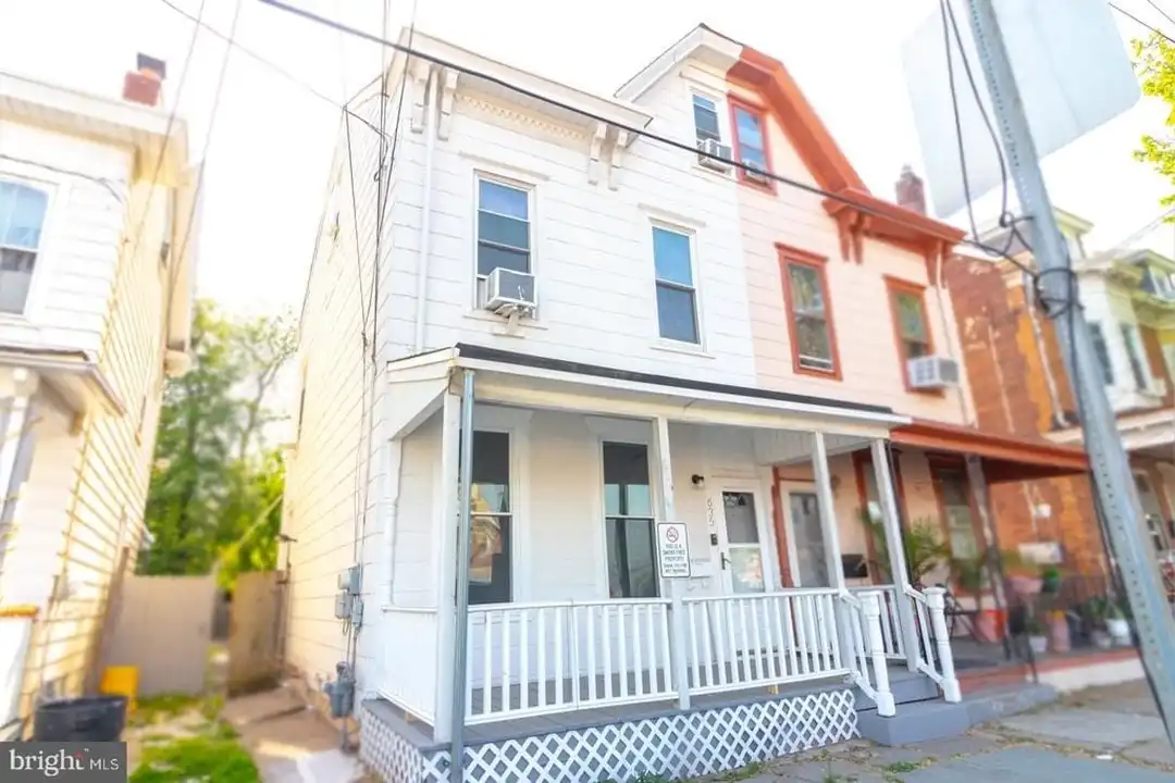 635 Chambers St - View 2