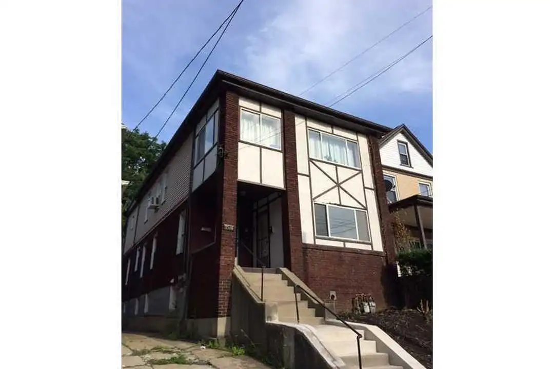 3564 Beechwood Blvd unit 2 – photo 1