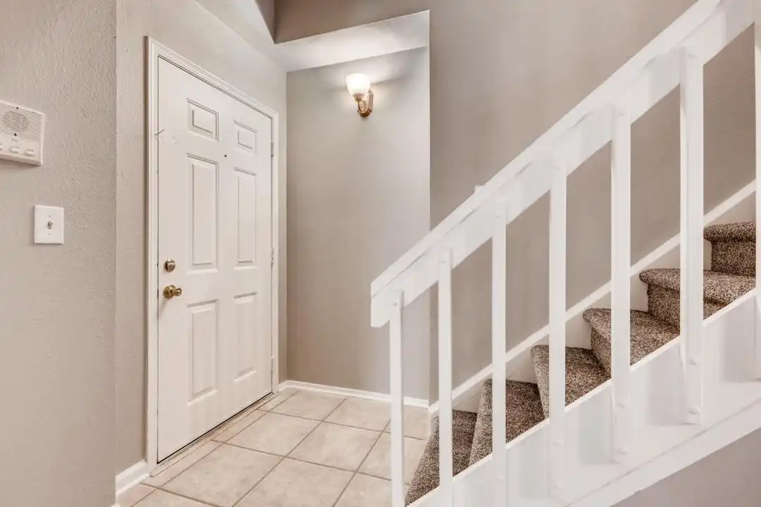 6425 S Dayton St unit 107 - View 5