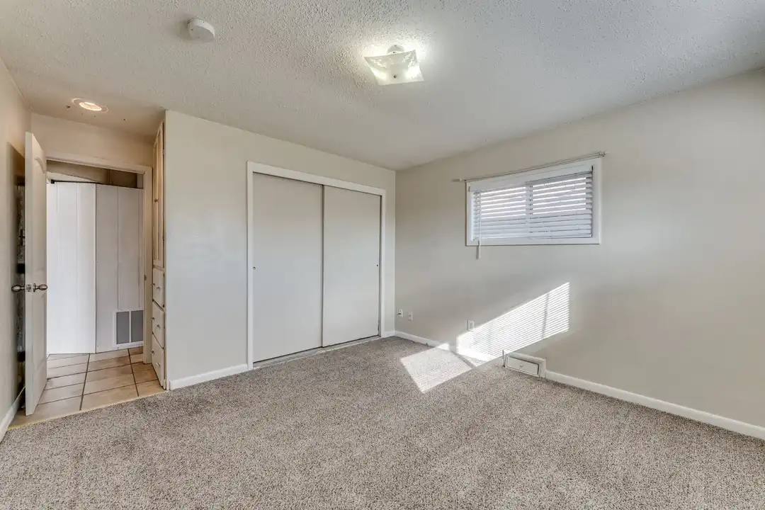 1459 G St - More