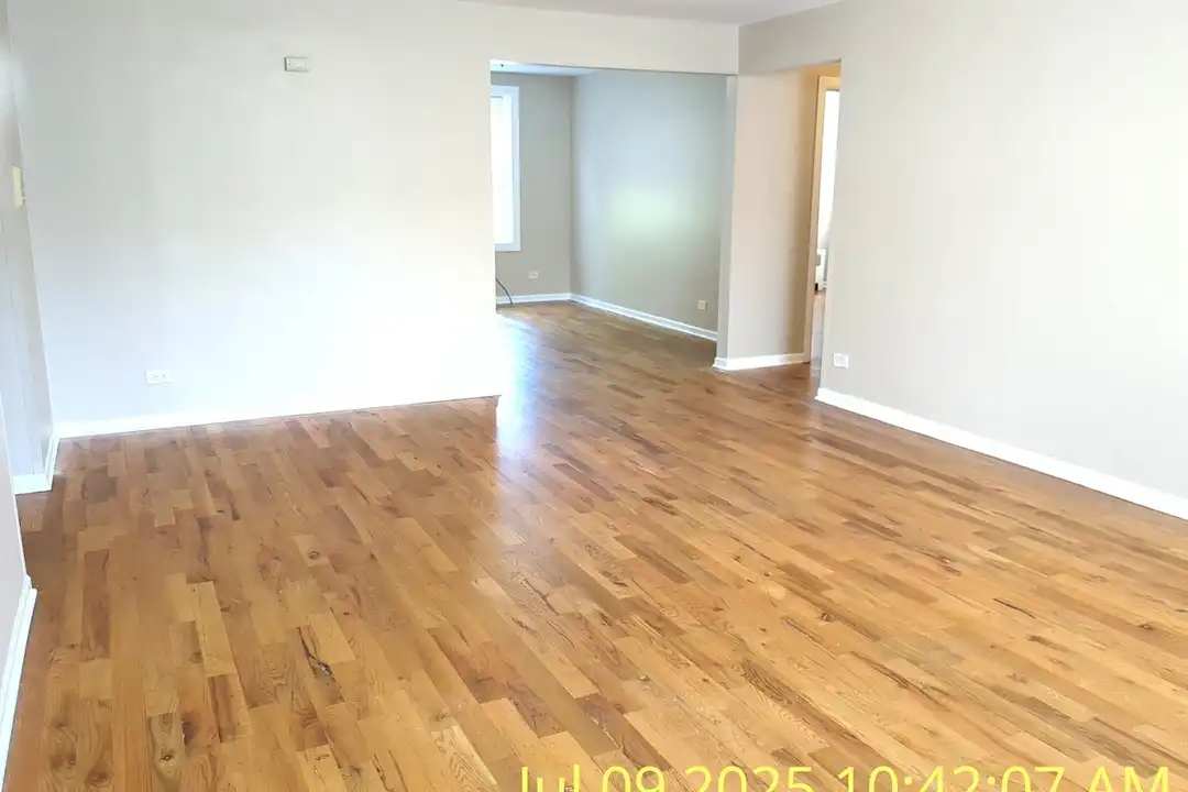 6136 N Seeley Ave unit 2E - View 4