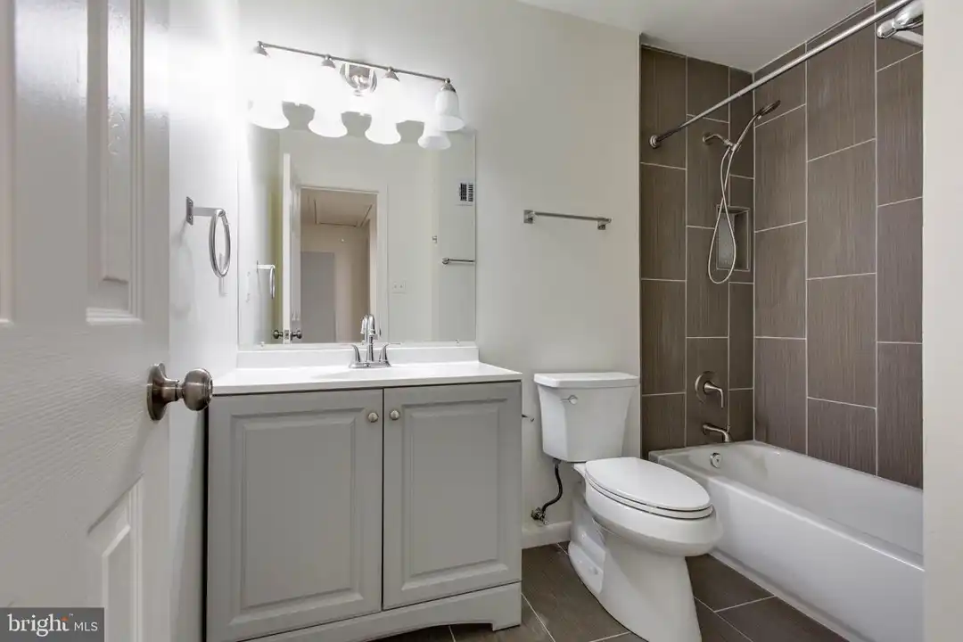 5461 Enberend Terrace – photo 1