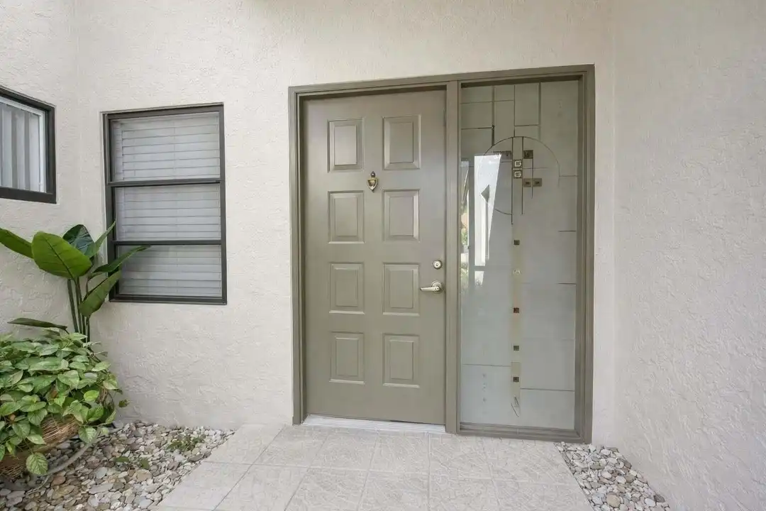 8146 Windgate Dr - View 4