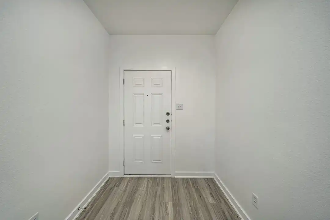 8442 Adelaide Dr - View 3