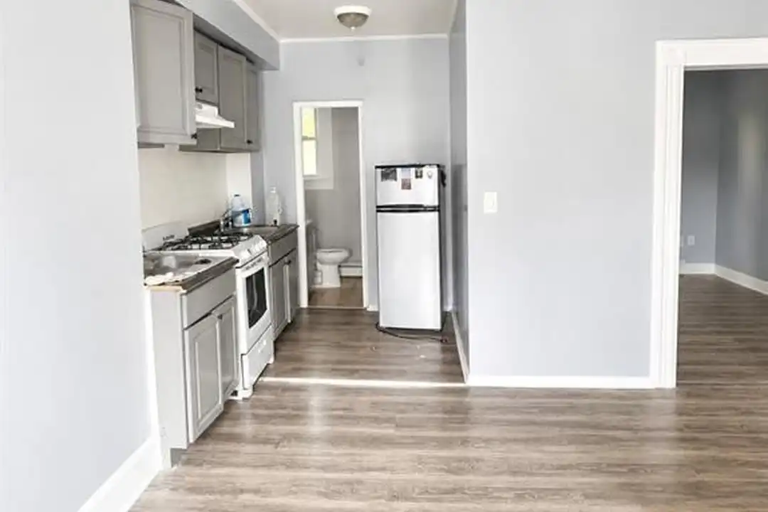 57 Hopper St #1 – photo 1 of 6