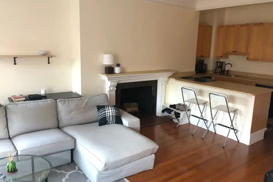 590 Beacon St - View 6
