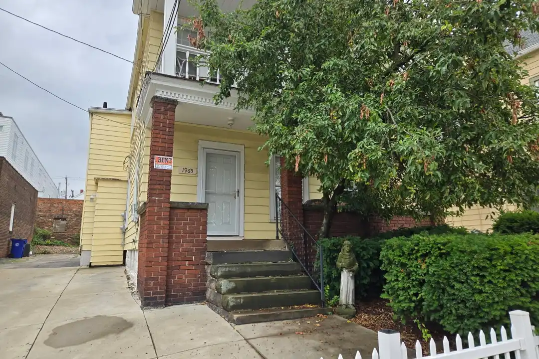 1965 Coltman Rd unit 1 – photo 1