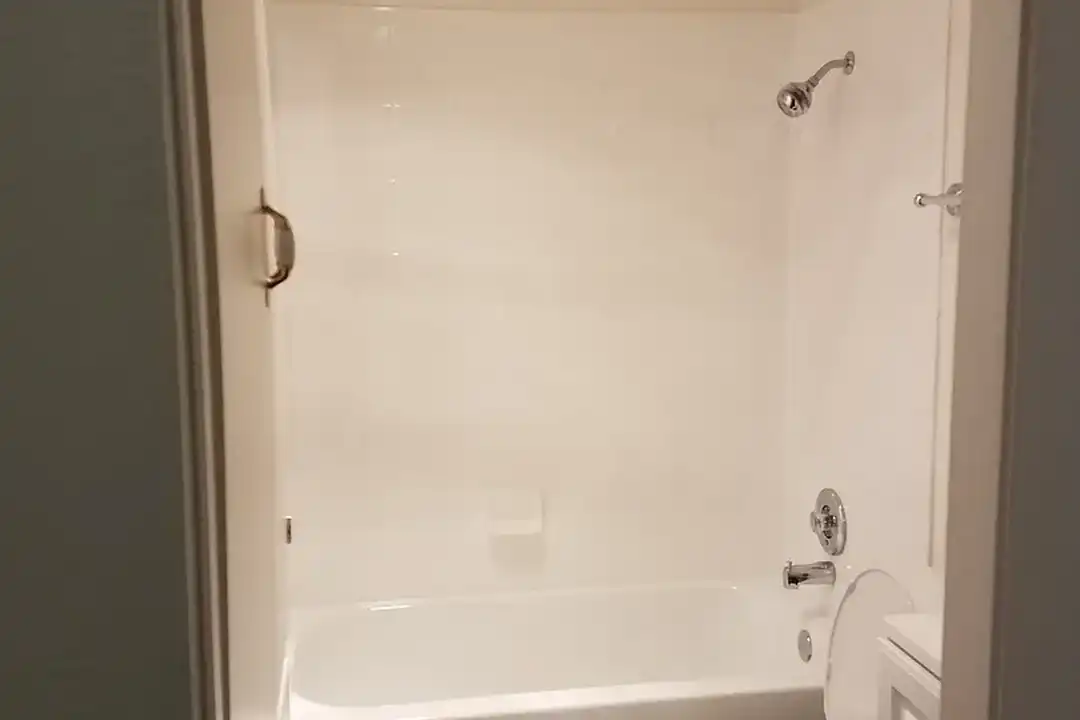 Apartment in San Diego - More