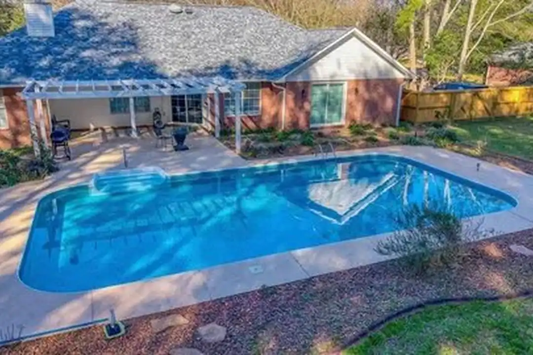 5658 Derby Dr - View 2