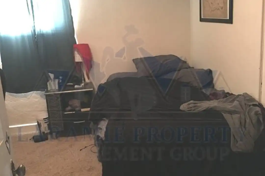 315 E Flint St unit C - More