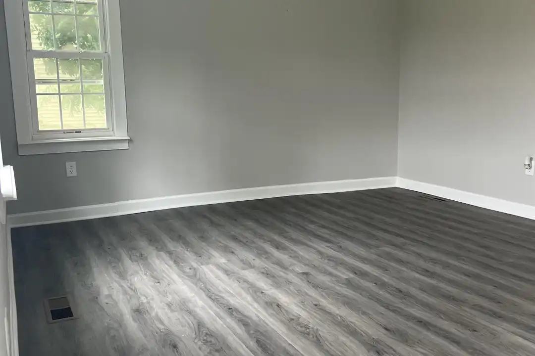 30432 Maple St - View 2