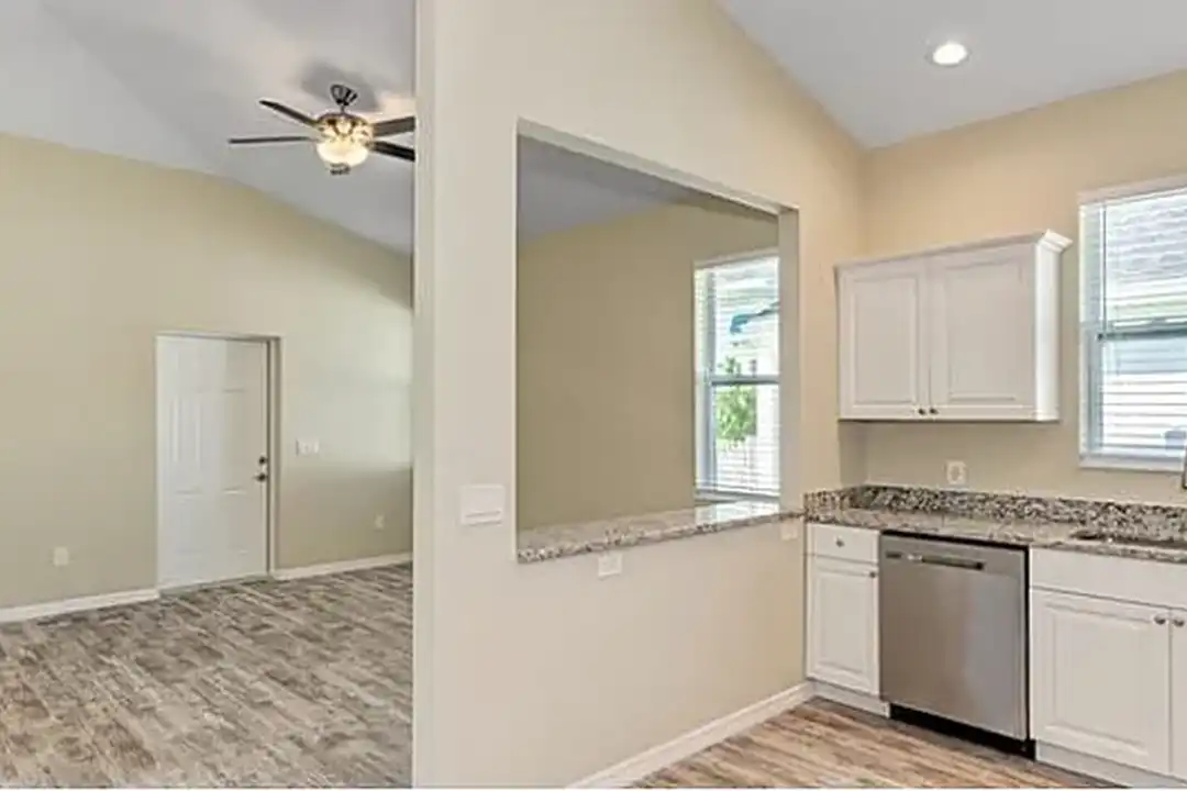 Apartment in Punta Gorda - View 5