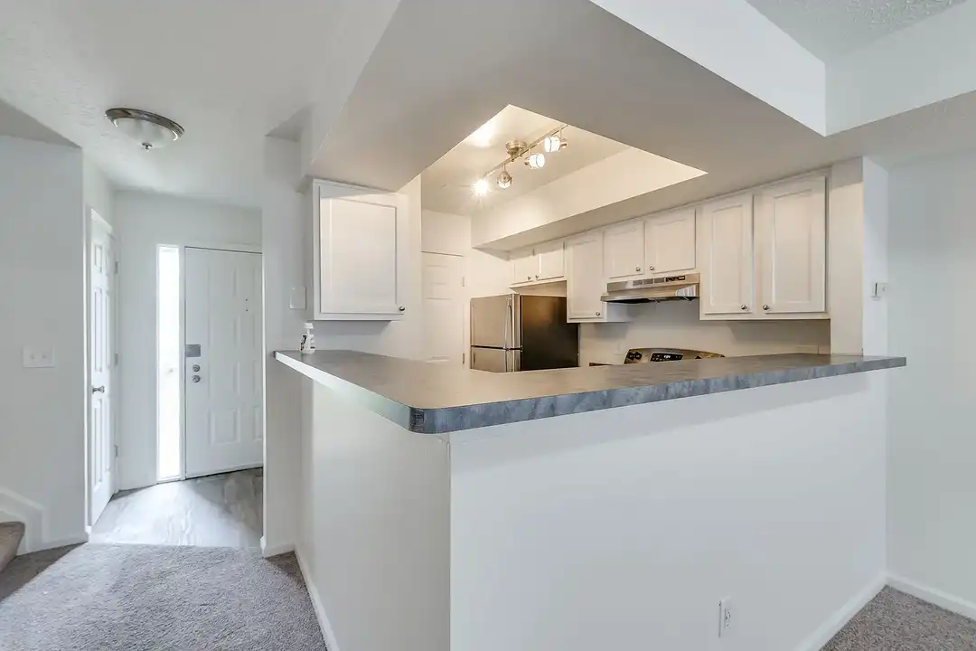 Stoney Creek Apartments – photo 1 of 31