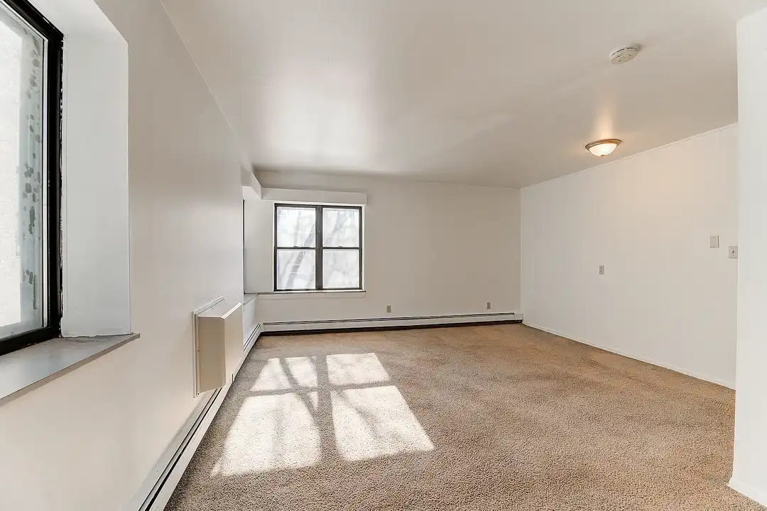 Johnson Legacy East – photo 1