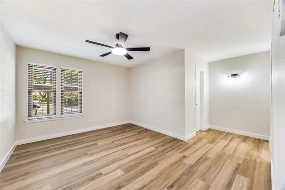 5300 Keller Springs Rd unit 1067 - View 6