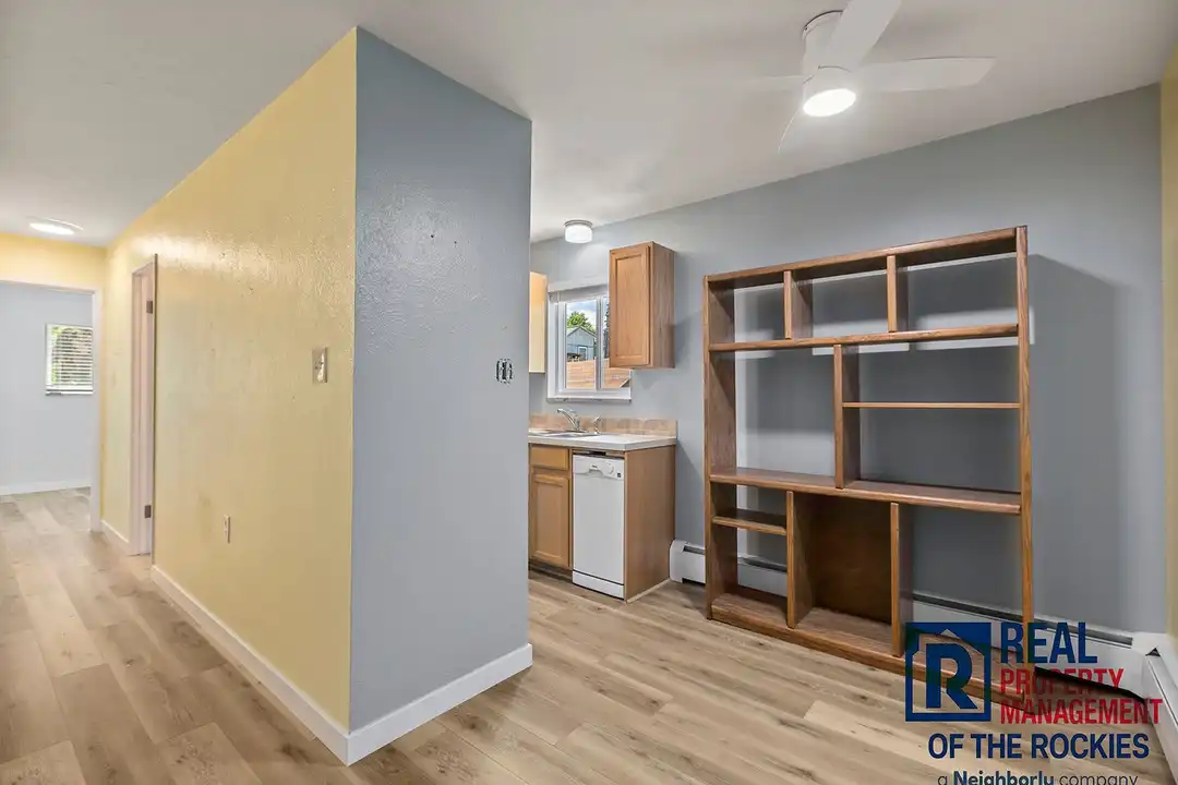 301 Peterson St unit 204 - View 5