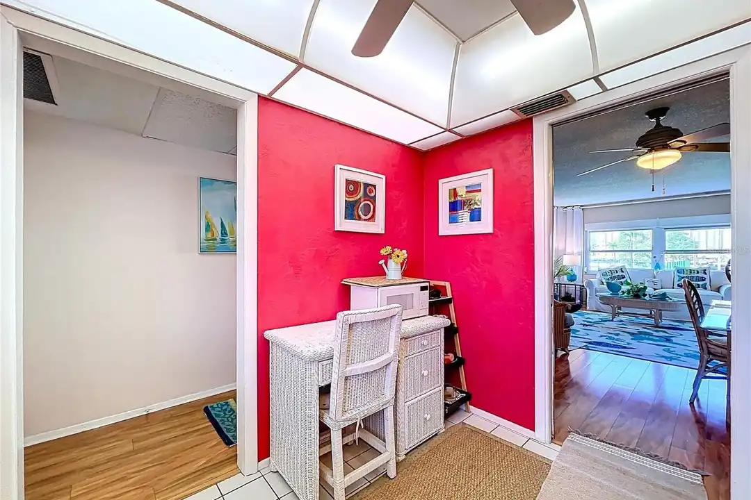 4650 Cove Cir #209 - View 3