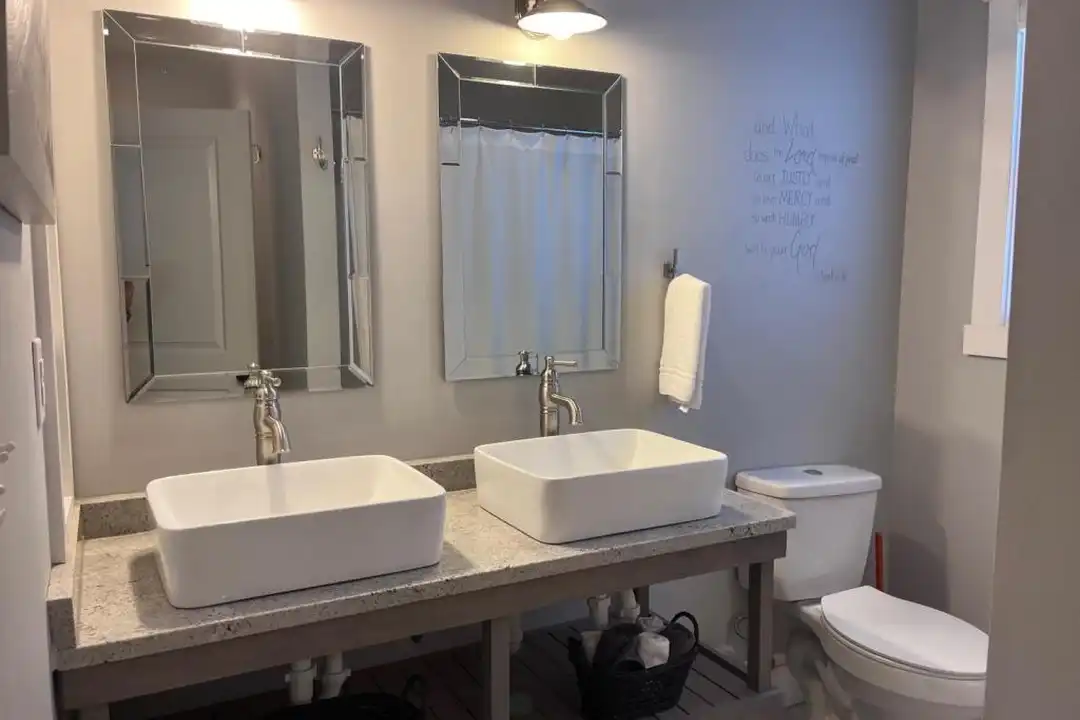 406 S B St - View 6