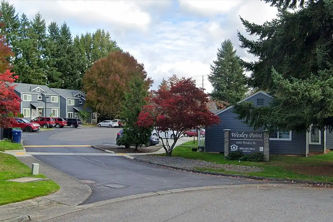 1033 Wesley St - View 4