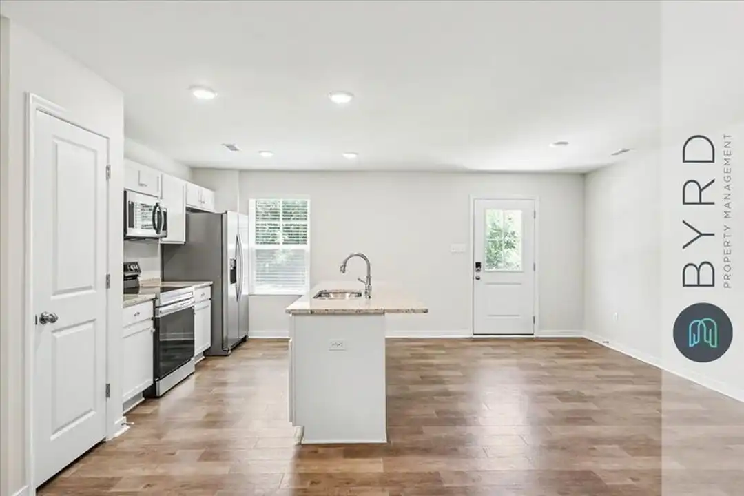 14655 Hancock Towns Dr - View 5