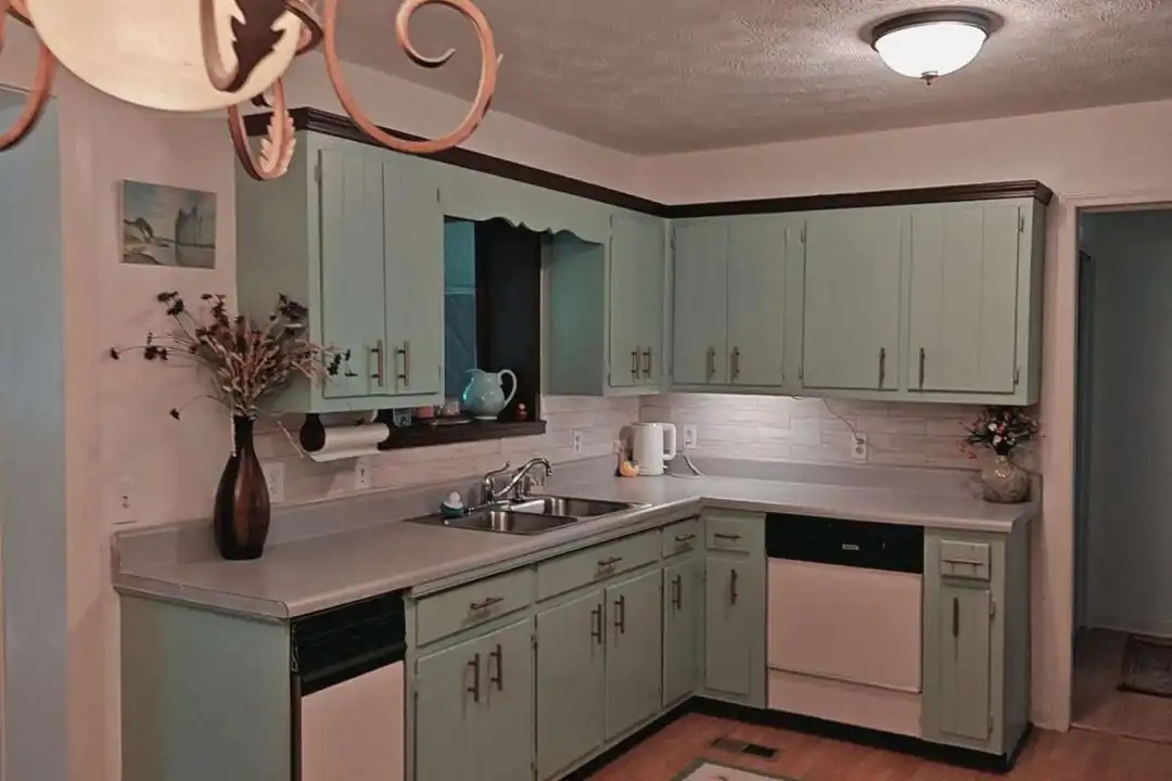 4400 Winding Creek Dr - View 2