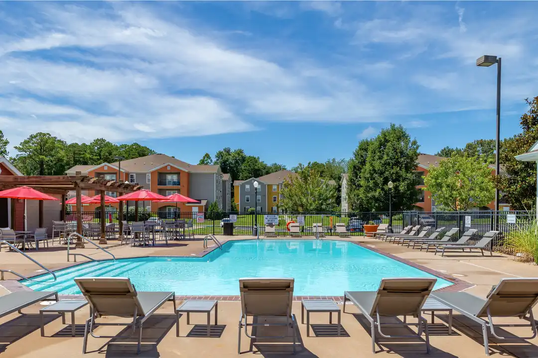 500 Saluki Blvd unit 4 BED/4