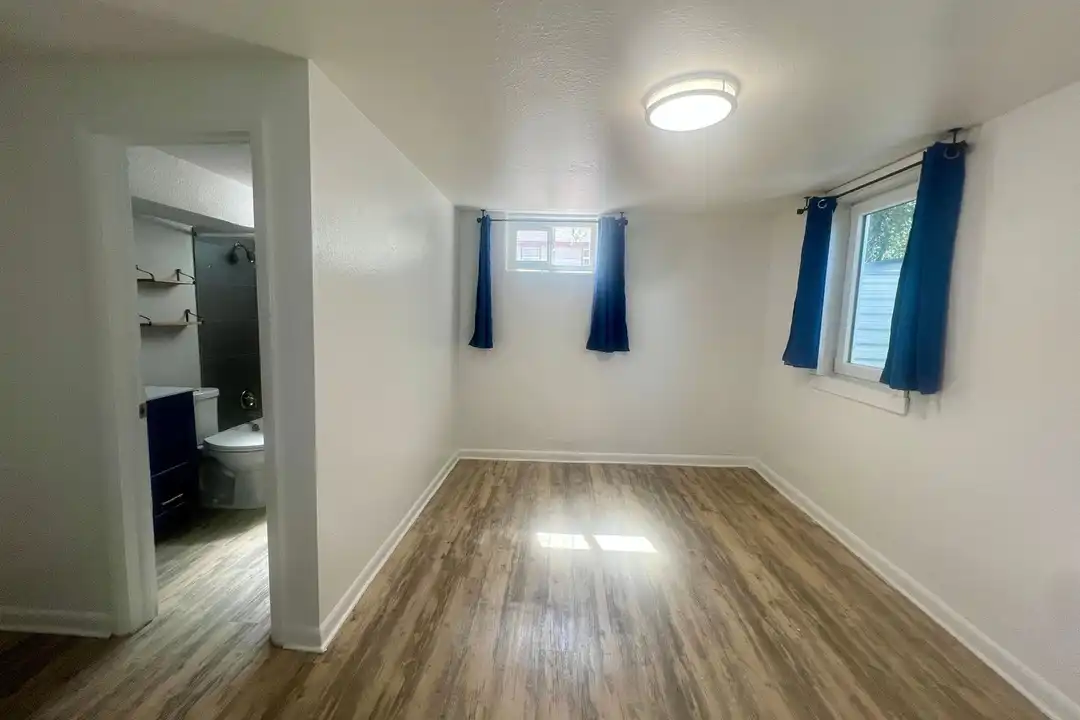 4675 Newland St unit #B - View 5