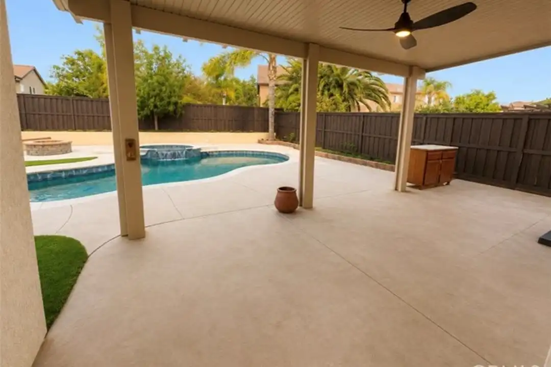 38354 Coralino Dr - More