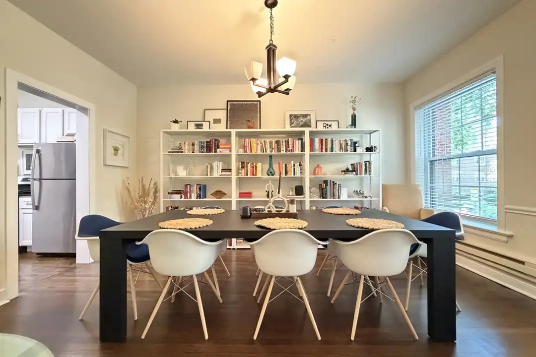 320 Lee St unit 3 - More