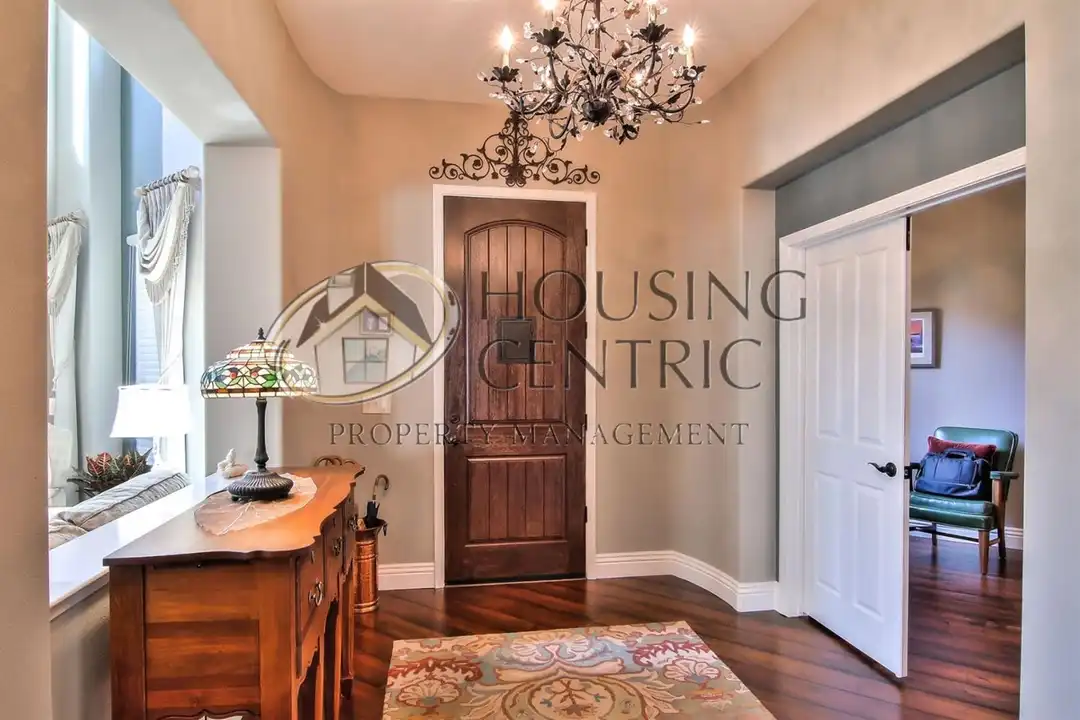 1323 Souza Dr - View 5