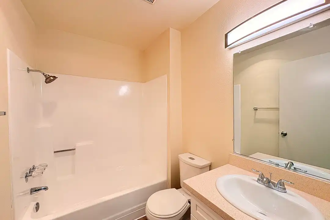 1049 Winchester Ave - View 5