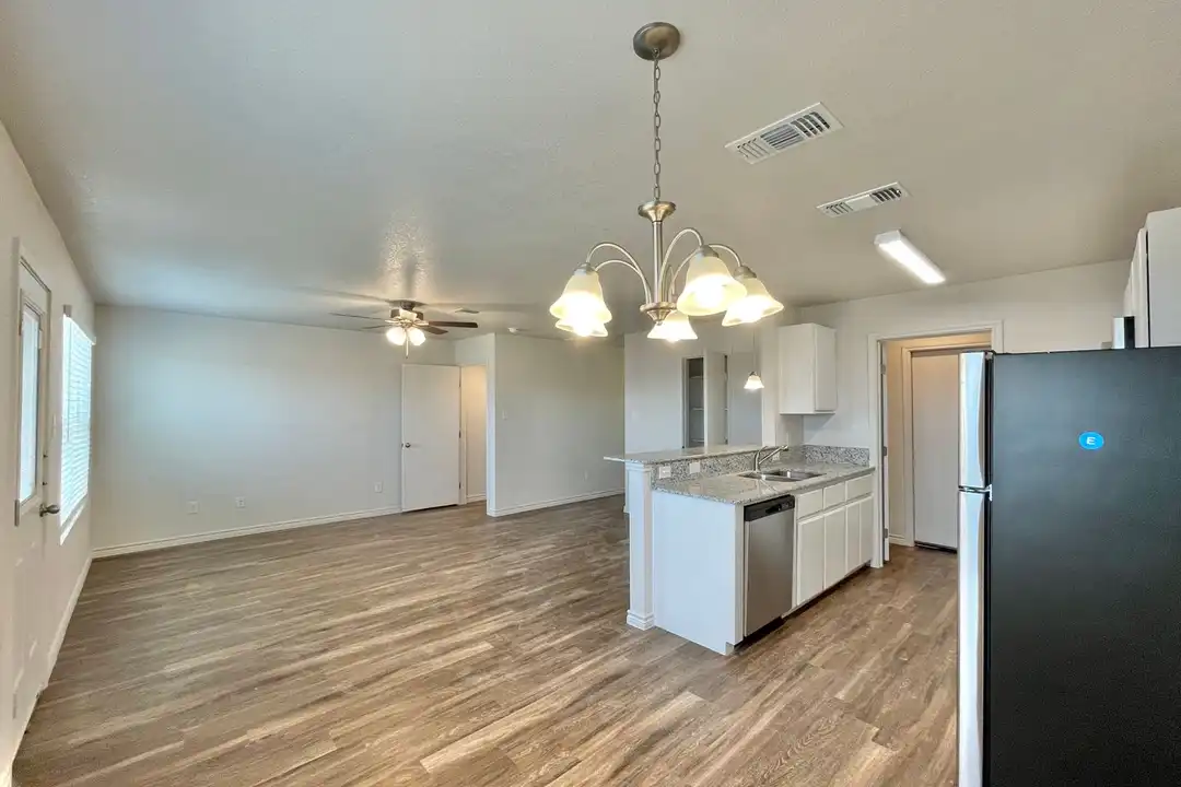 1708 Castroville Trl unit 1708 B Castroville - More