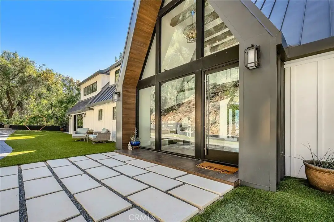 24301 Sylvan Glen Rd - View 6