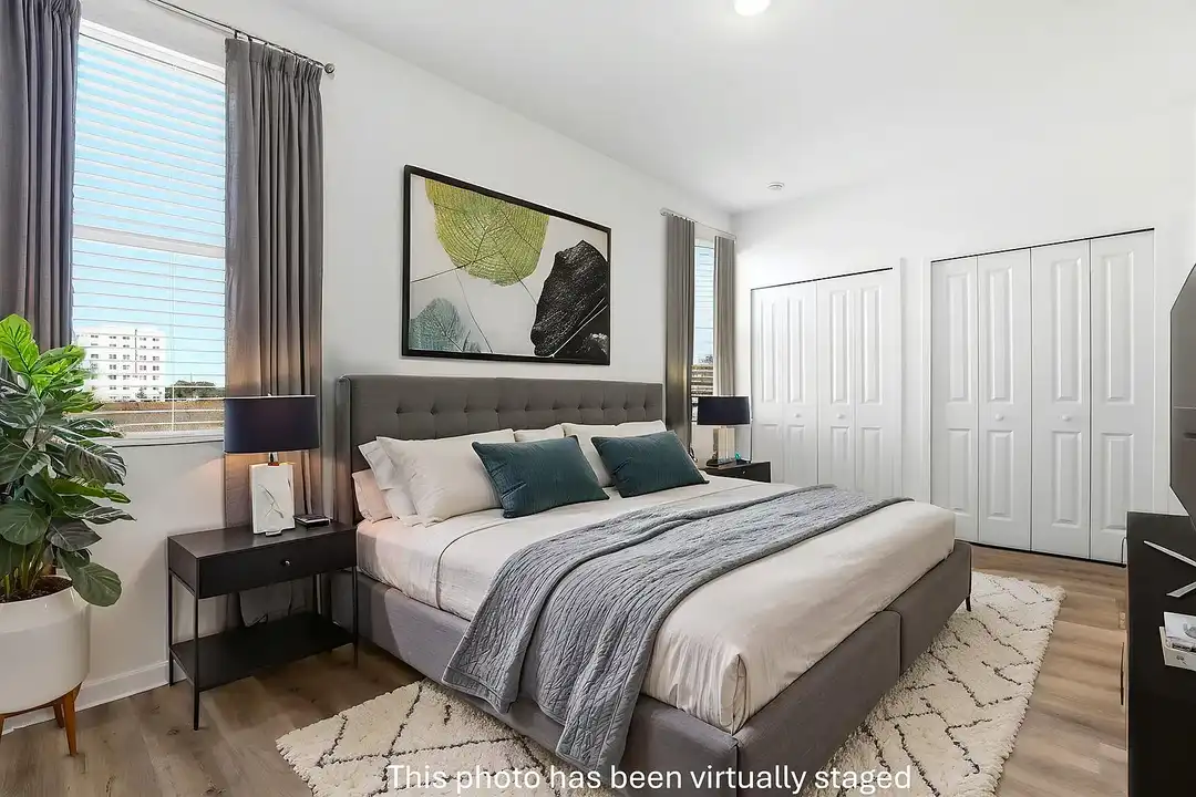 Venture Apartments - More