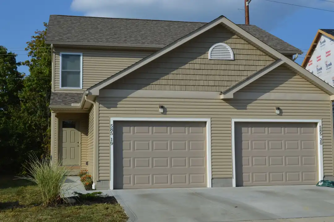585 Birch Hill Dr unit 25 – photo 1