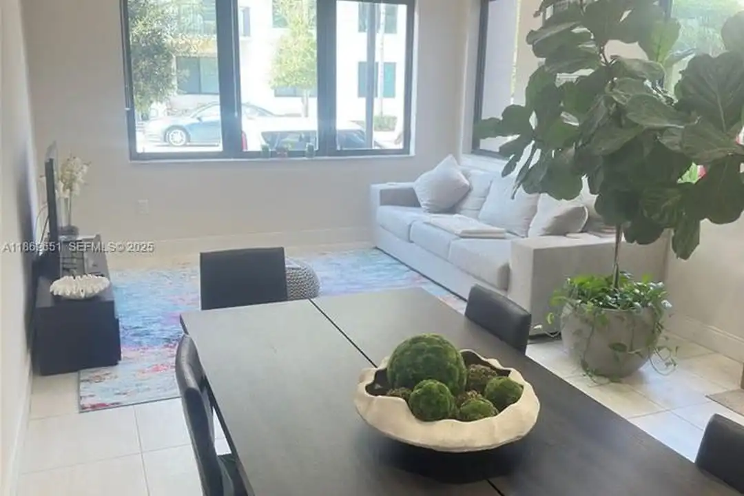 8443 NW 47th St unit 8443 - View 3