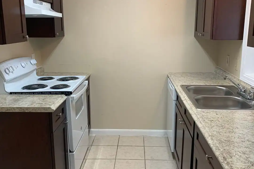 217 Hunters Ln unit 217 - View 4