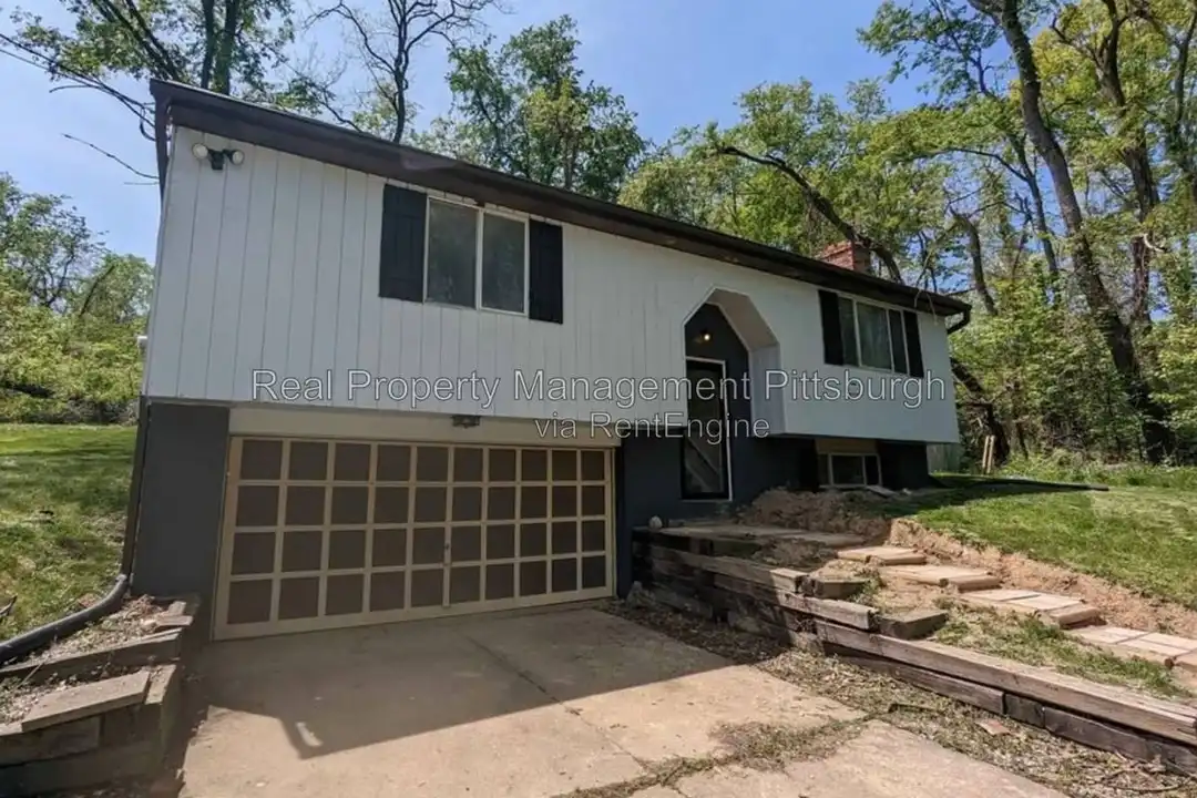 90 Walker Rd – photo 1 of 10