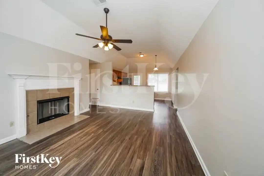 4194 Rainey Woods Dr - View 3