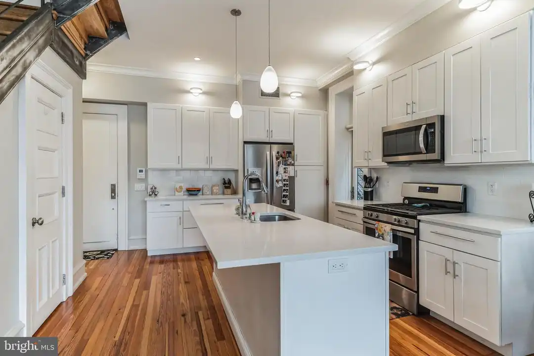 Apartment in Philadelphia - More