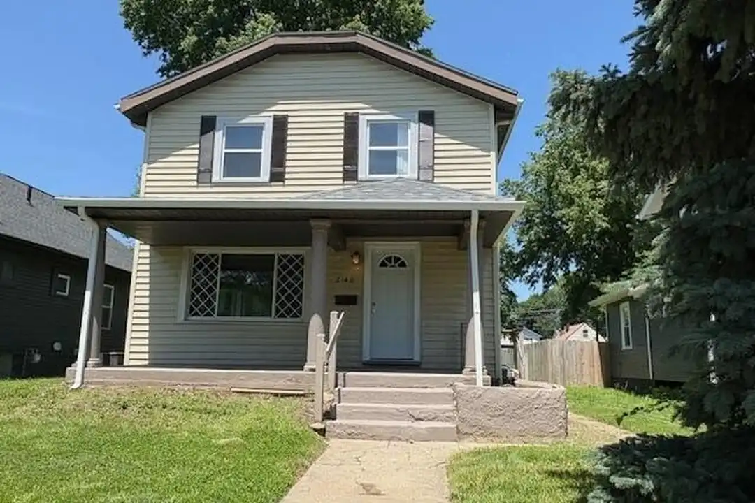 2140 Dartmouth Ave – photo 1