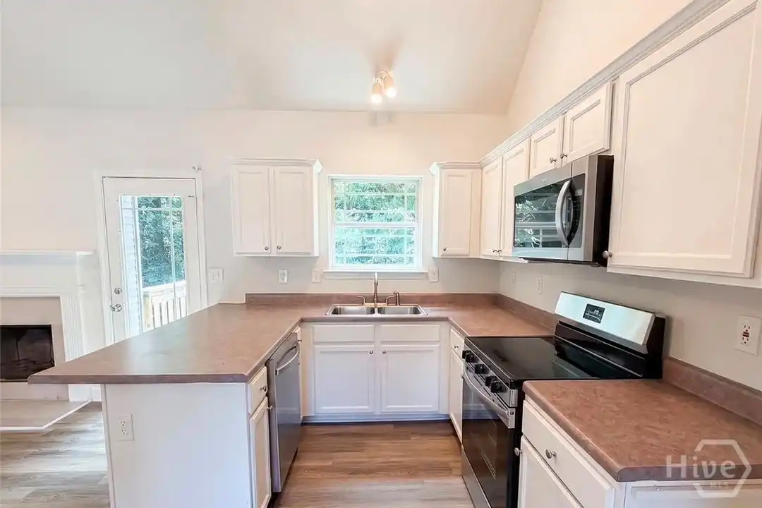 104 Peppertree - View 2