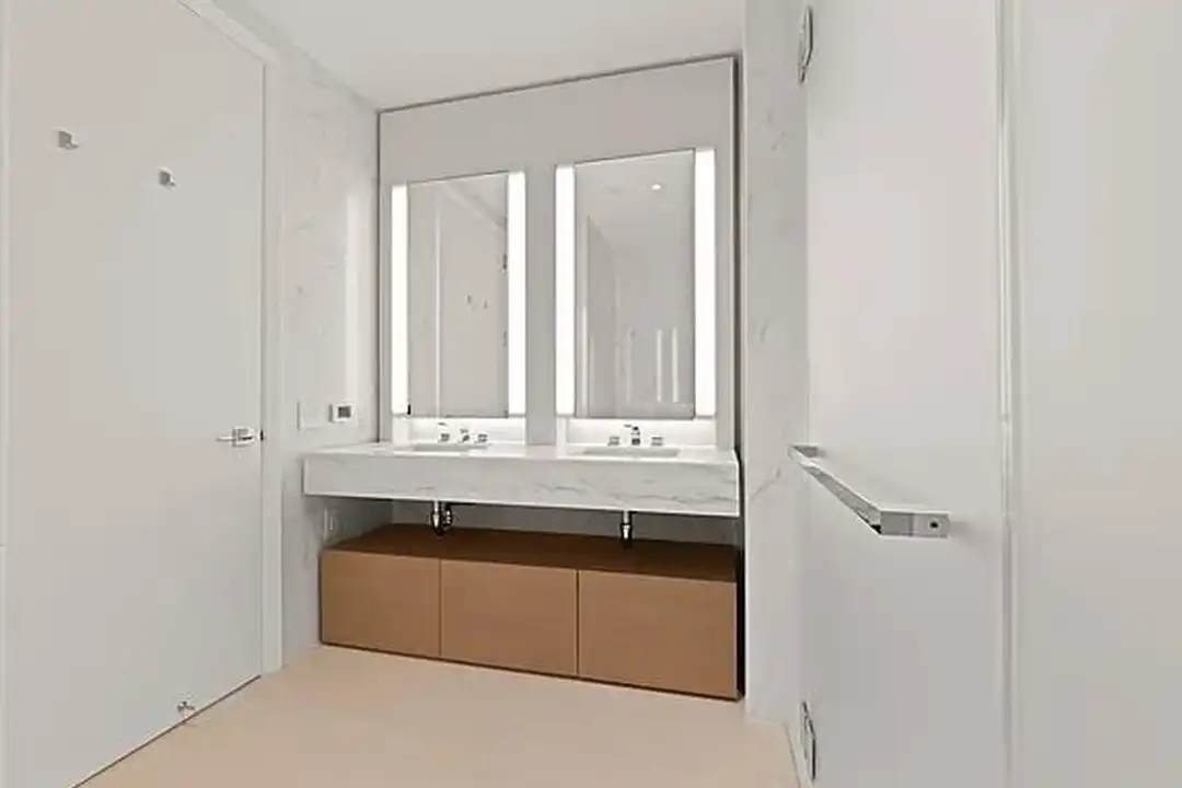 15 Hudson Yards unit 35B - More