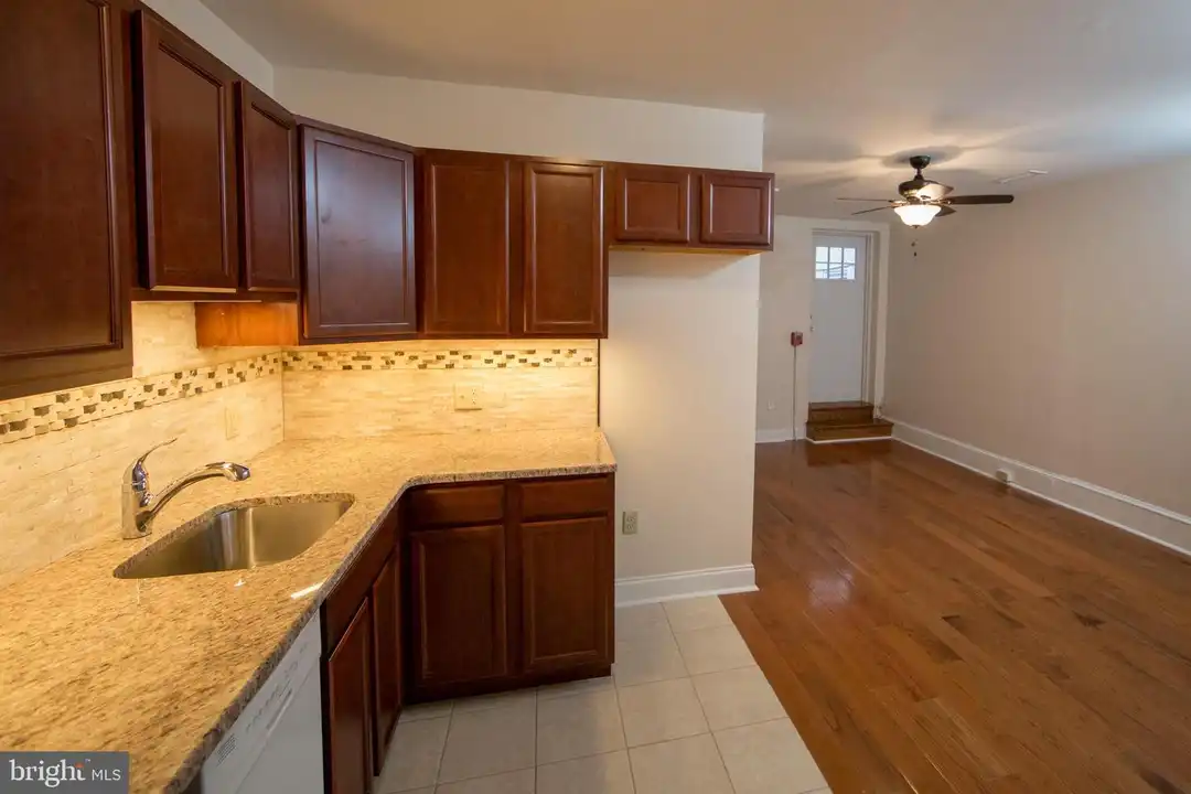 Apartment in West Chester - View 5