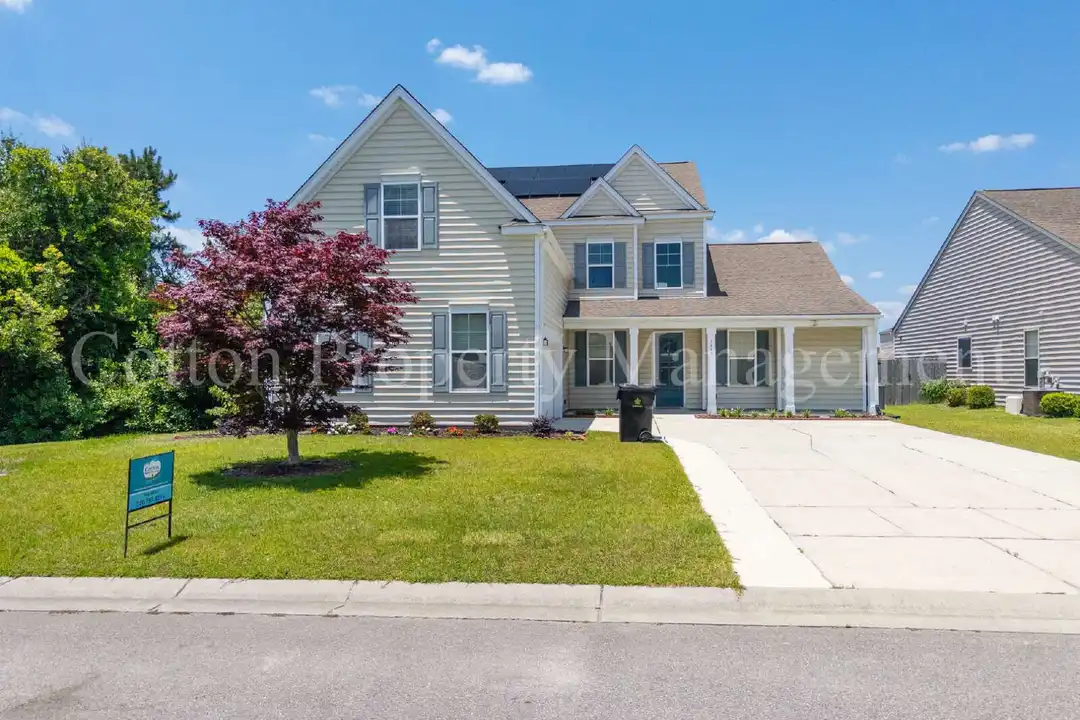7445 Darius Dr – photo 1