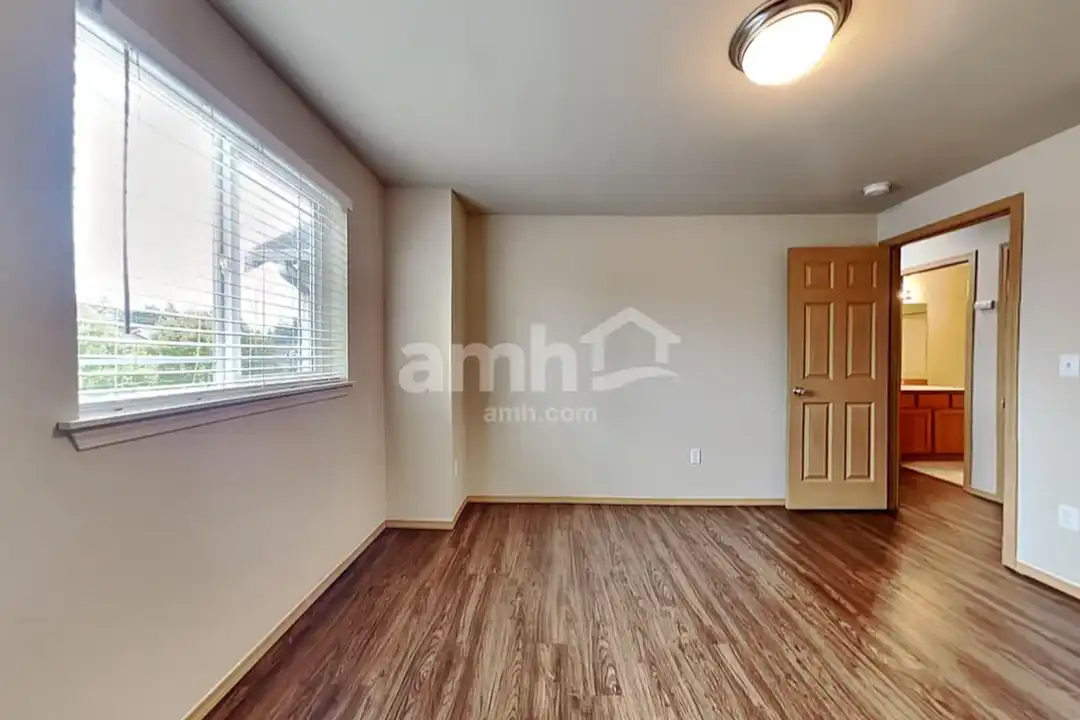 4830 204th St Ct E - View 4